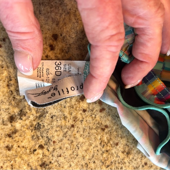 Beautiful Profile by Gottex Tankini Top. EUC 36 D - Picture 2 of 2